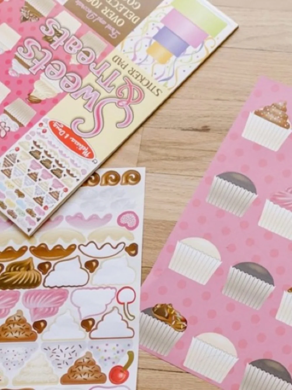 Melissa & Doug Sweets Treats Sticker Pad NEW Decorate 100 Treats W 500 stickers